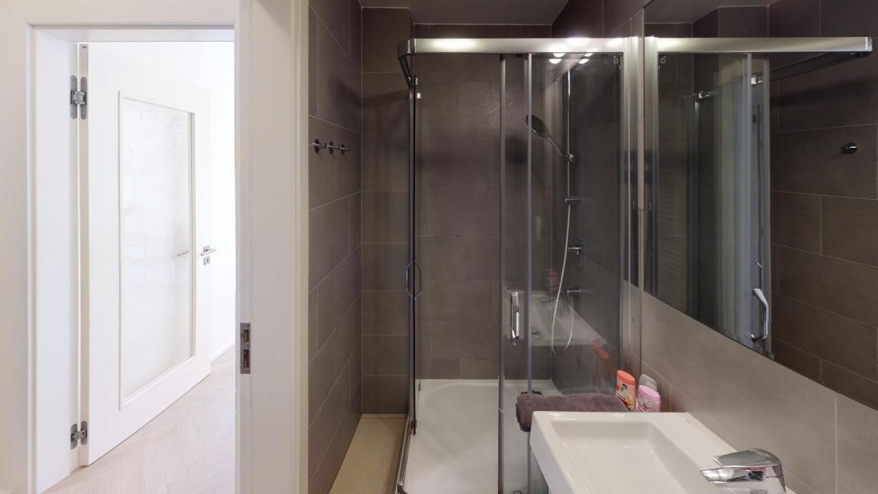 Onsite Free Garage Parking, 10Min Centre By Bus Apartment Prague Ngoại thất bức ảnh